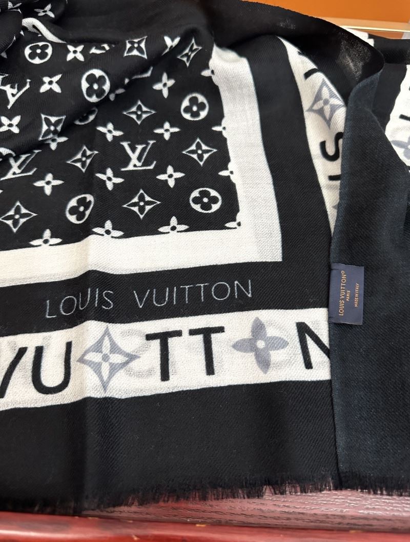 Louis Vuitton Scarf